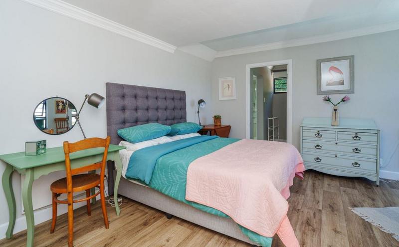 7 Bedroom Property for Sale in Fish Hoek Western Cape